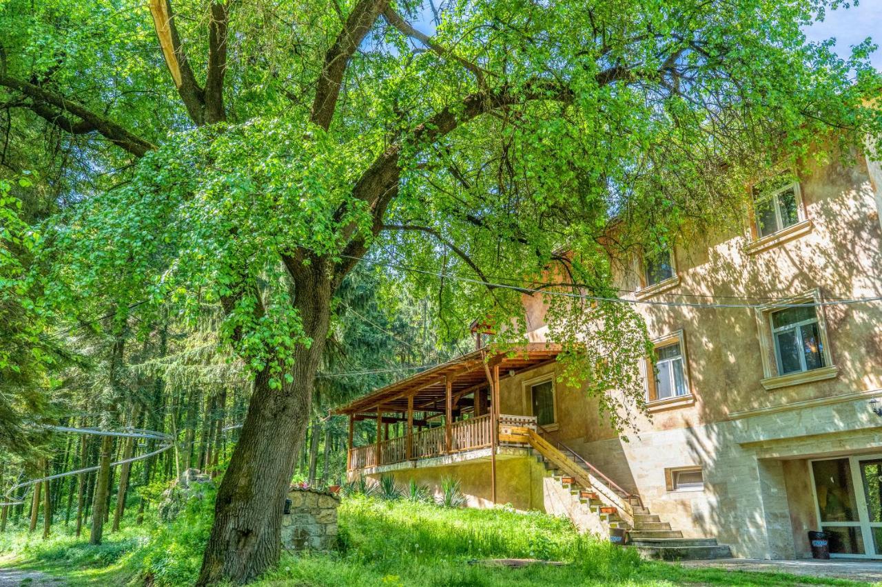 Крушун - Единствена На Метри От Водопадите, Krushun - The Only Stay Just Meters From The Waterfalls Krushuna Exterior foto